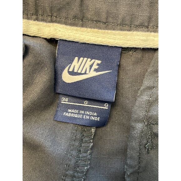 Nike Men’s Gray Cargo Short Pant Size 34 - Picture 5 of 7